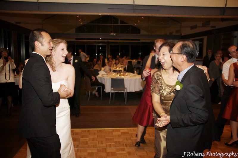 Couple dancing - wedding photography sydney